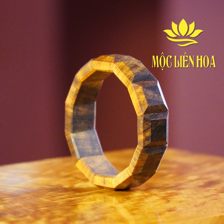 Hoàng Đàn Gỗ già- Chìm - Đặc Dầu thơm bền mùi [VHD07]
