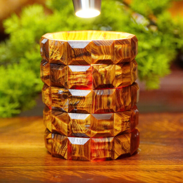 Vòng Tay Hoàng Đàn Chìm Vân Chun Chớp Mật – VHD27-1-18